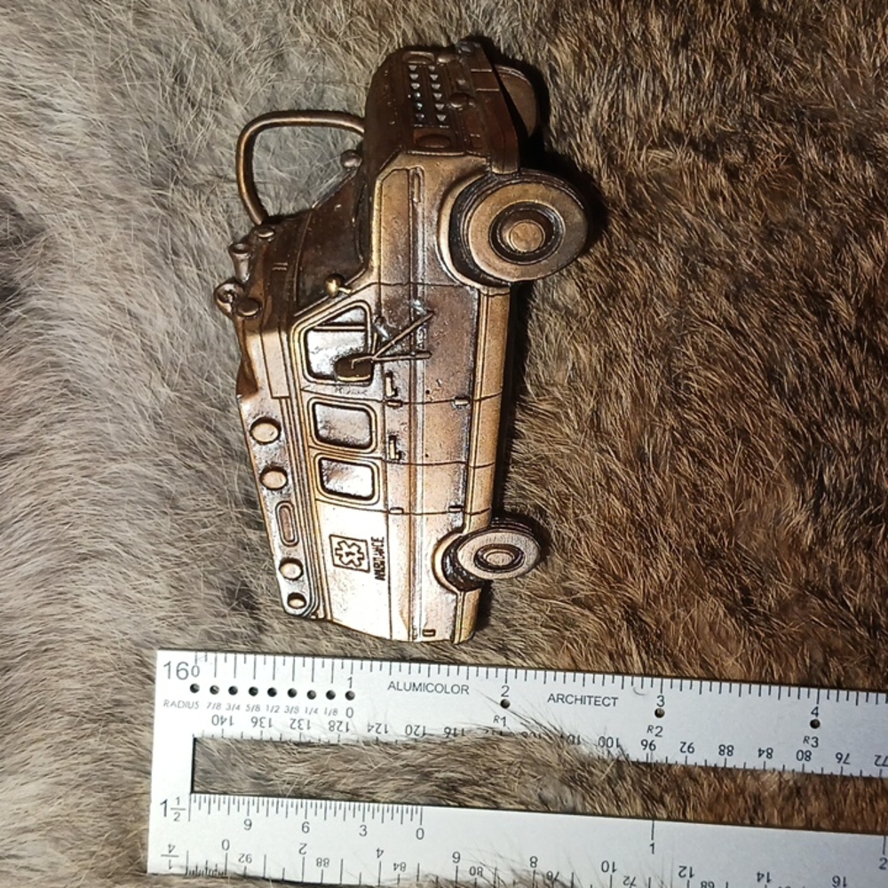 Vintage belt buckle